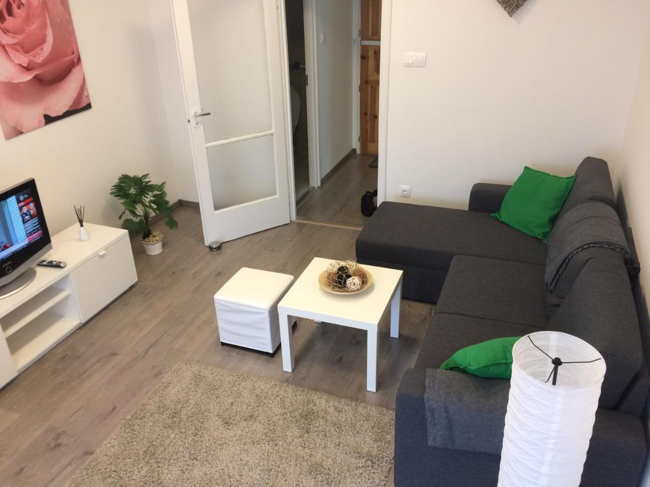 Ferienwohnung Wanderer 1 Debrecen Exterior foto